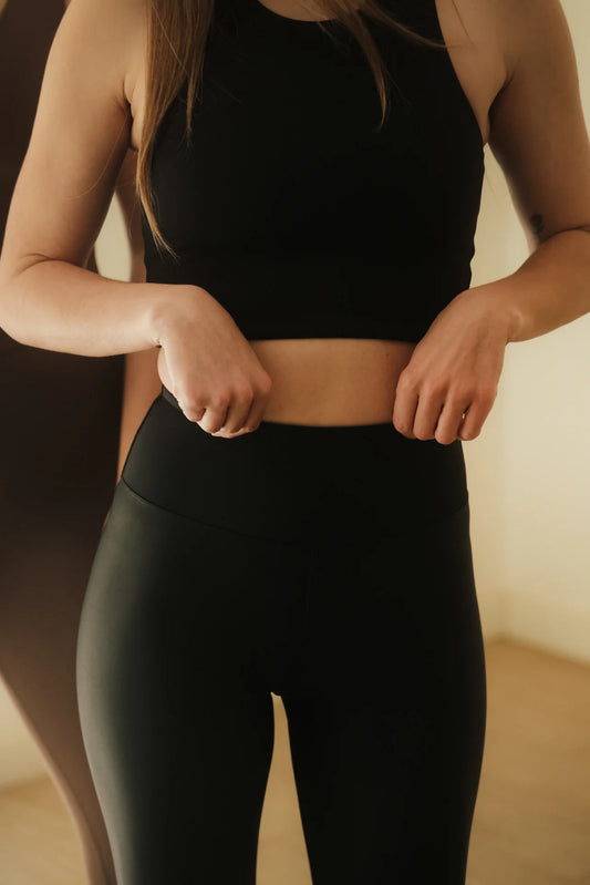 Chleo Legging Yin